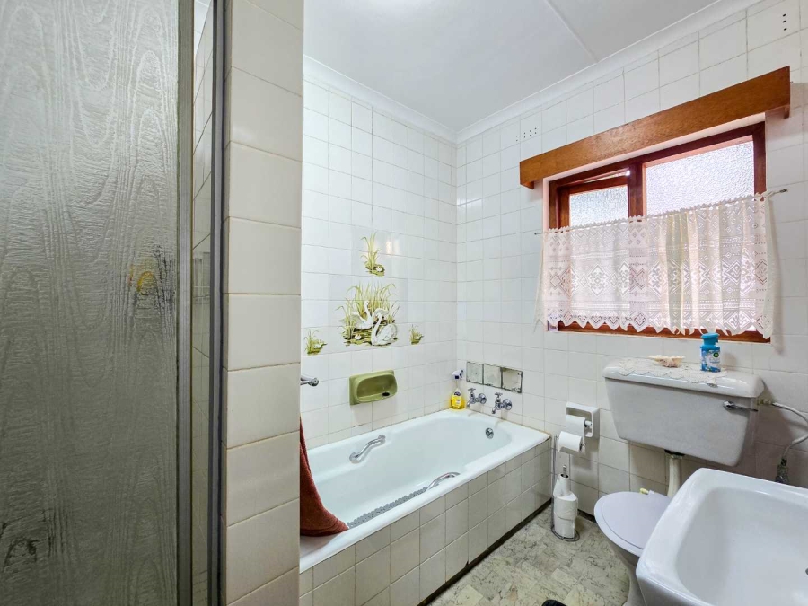 3 Bedroom Property for Sale in Stilbaai Wes Western Cape